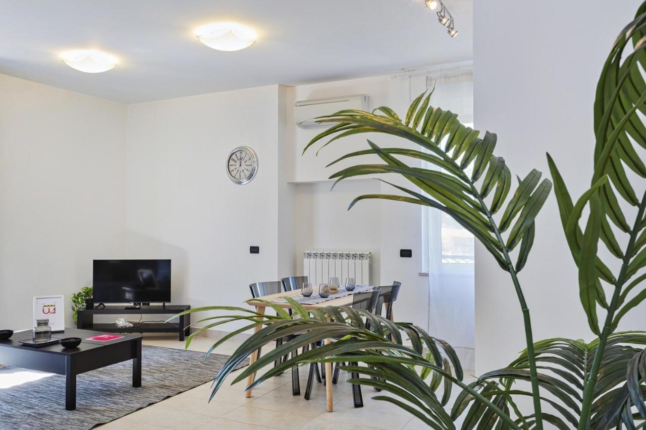 Shelley Apartments By Wonderful Italy Gênes Extérieur photo