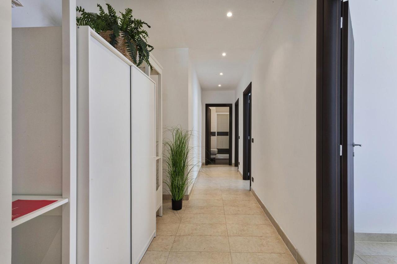 Shelley Apartments By Wonderful Italy Gênes Extérieur photo